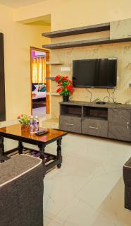 S V IDEAL HOMESTAY -2BHK SERVICE APARTMENTS-AC Bedrooms, Premium Amities, 2KM to Tiruchanoor Padmavathi Temple , 6KM to Alipiri, 24 HOURS Service BOYS Available - Tirupati - 9