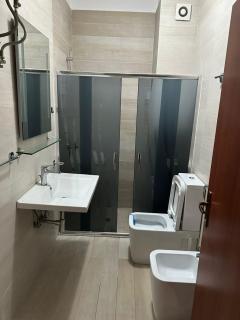 Leo Apartament - Tirana - 7