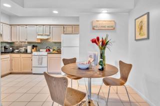 One-bedroom Suite Heated pool Dock Access Quiet Neighborhood SaltAire Three RESlDENCES - Fort Lauderdale - 3