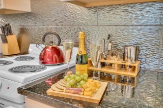 One-bedroom Suite Heated pool Dock Access Quiet Neighborhood SaltAire Three RESlDENCES - Fort Lauderdale - 1