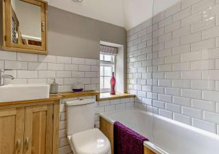 Holton Cottages - Burwash - 5