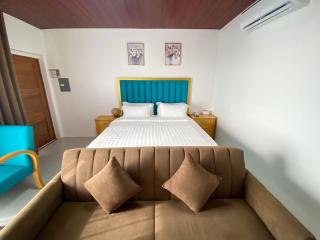 Q Beach Resort - Cabangan - 5