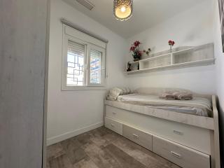 A1 - Apartamento en La Carihuela, 2 dormitorios, Wifi, a 100 metros de la playa - Torremolinos - 5