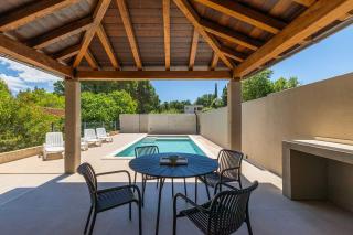 250 Meter zum Strand mit Privatpool, BBQ, Klima - Premantura - 4