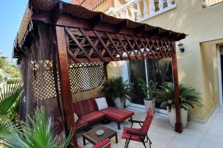 Spacious Villa with terrace close to the sea - 8