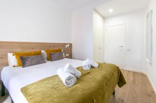 Chic and Modern Apartments in Gracia - 3