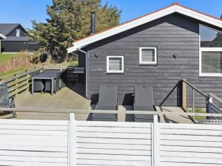 Holiday Home Franceska - 450m from the sea by Interhome - Løkken - 3