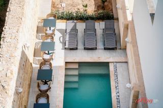 Mosta Stays by Zzzing - 0