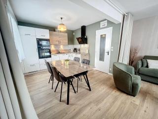Bel appartement rénové au cœur de Jullouville, 100m de la plage, 1 chambre, 4 couchages, parking privé - FR-1-361-72 - Jullouville-les-Pins - 9