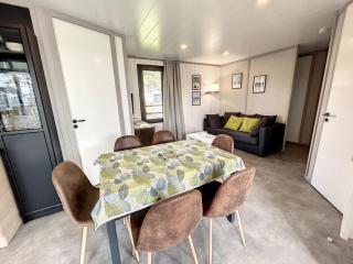 Chalet cosy avec piscine chauffée, terrasse et parking à 2 pas de la plage de Jullouville - FR-1-361-480 - 1
