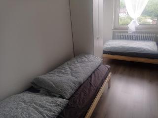 IaM 100 Qm 7 Betten ,Schlafcouch, mit Balkon, Küche, 3 Schlafzimer, 2 Badezimmer - Plettenberg - 2