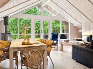 Holiday Home Merina - 700m from the sea by Interhome - Højby - 7