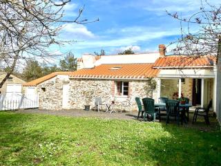 Maison en pierre au Lac du Jaunay - 6