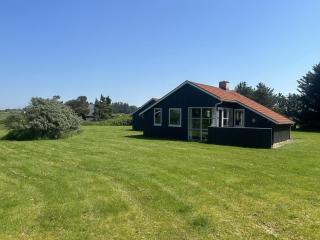 Holiday Home Frellef - 491m from the sea by Interhome - Løkken - 0