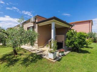 Apartment Apartment Pino by Interhome - Umago - 0