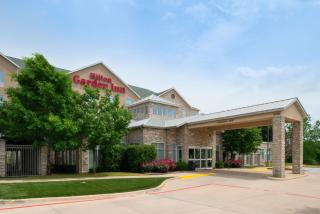 Hilton Garden Inn Denton - Denton - 0