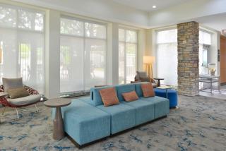 Hilton Garden Inn Denton - Denton - 3