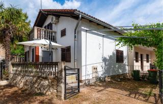 2 Bedroom Lovely Apartment In Krusevo - Kruševo - 1