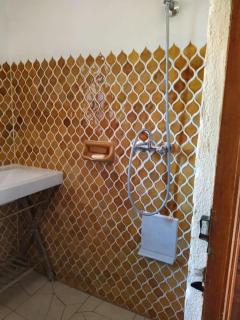 Loue grand appartement 40m, 2 pièces - Ampus - 3