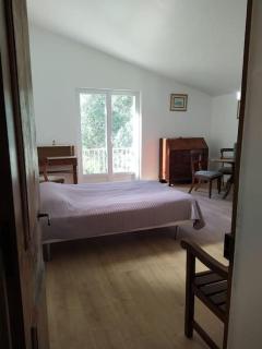 Loue grand appartement 40m, 2 pièces - Ampus - 2