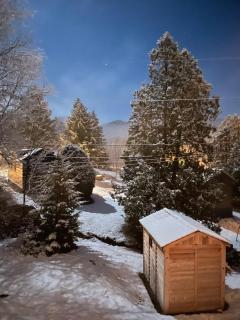 B10 NEW Awesome Tiny Home with AC Mountain Views Minutes to Skiing Hiking Attractions - Carroll - 3
