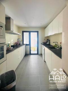 Halo - Amazing Penthouse With Lovely Terraces and Views - 2