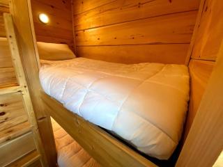 B1 NEW Awesome Tiny Home with AC Mountain Views Minutes to Skiing Hiking Attractions - Carroll - 4