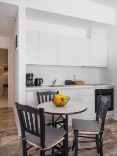 Ela Suites 3 - 1