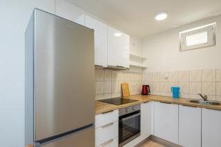 XXL Apartment - Private Pool - 4