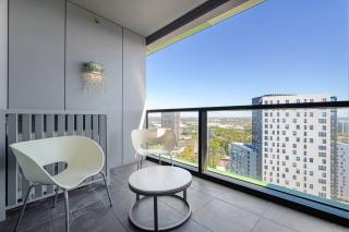 Olympic Park with View Parking near Train - Sydney - 5