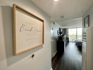 Stylish, ocean view studio with full access to resort amenities! condo - 8