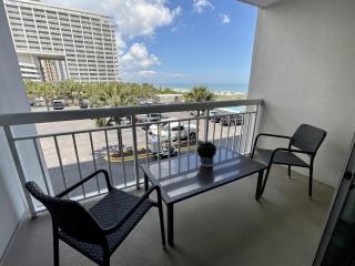 Stylish, ocean view studio with full access to resort amenities! condo - 0