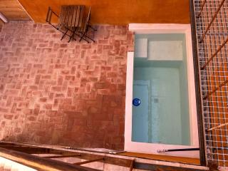 Apartamento con encanto, patio y piscina - Hospitalet de Llobregat - 9