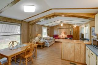 Blackwell Home with Enclosed Porch Steps to Water! - 6