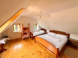 Guest House Gjelaj - Theth - 4