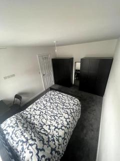 Ile - Aldershot - 9