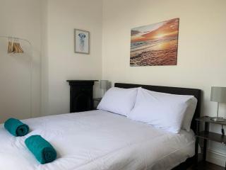 2 double bedroom flat, central location - Bristol - 6