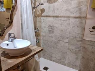 Casita de piedra de 1900 Restaurada - 2