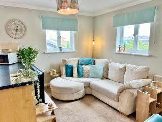This weekend! Two double rooms with parking in quiet well-kept flat - Hatfield - 3