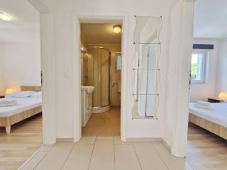 Wohnung in Baška mit Eigenem Balkon - Baška - 1