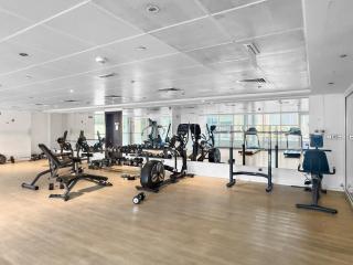 Amazing Modern Apt in JLT with Gym, Pool, Parking - Dubai - 5