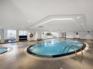 Amazing Modern Apt in JLT with Gym, Pool, Parking - Dubai - 6