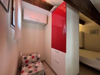 Studio mezzanine avec terrasse, 4 couchages, proximité commerces et plage, parking privé - FR-1-229-840 - Gruissan - 5