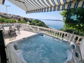 NIKO LUX Apartment with Jacuzzi only 70m from the beach - 9