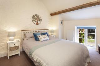 East Harwood Farm Cottage - 9