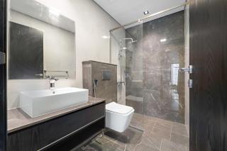 Modern 1-Bedroom Apart with pool gym and hammam - Dubai - 6