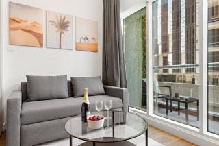 Renovated Studio next to Dubai Mall & Burj Khalifa - 8