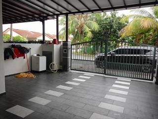 Q'Sarah Homestay Tanjong Minyak Melaka Bandaraya Bersejarah - Kampong Tanjong Minyak - 7