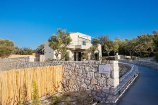 LILY'S VILLA LEMONIA - 2