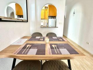 Karma Apartment Torrevieja - Torrevieja - 1
